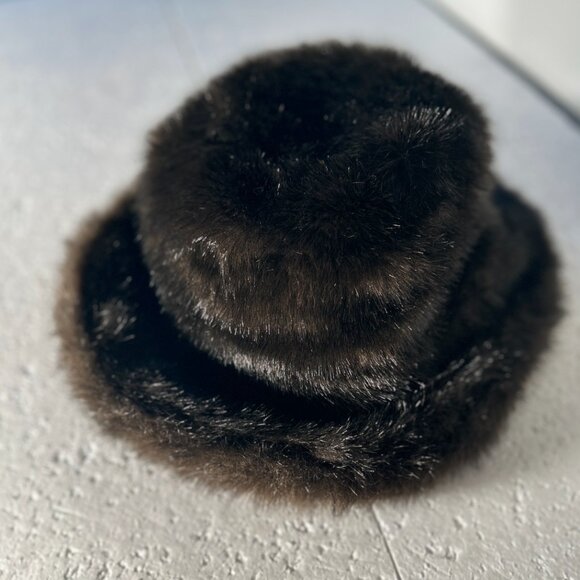 Preston & York NWT OSFA Dark Brown Vegan Fur Bucket Hat Warm Chic Russian - Picture 2 of 6
